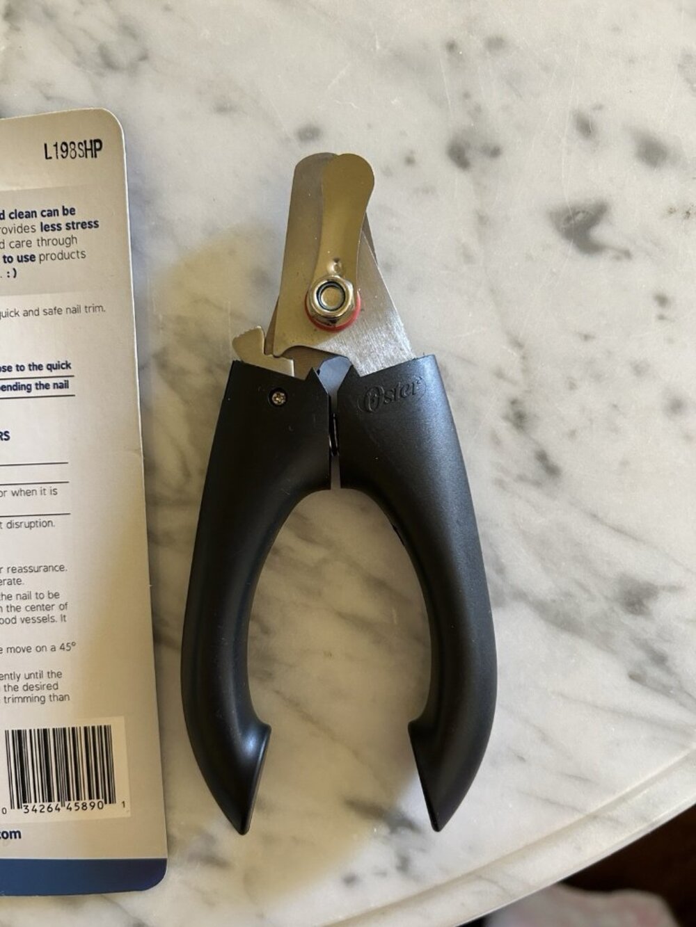 Oster Dog Nail Trimmers  Built In nail Guard With Directions